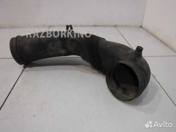 Патрубок воздушного фильтра Audi A8 D3 4E