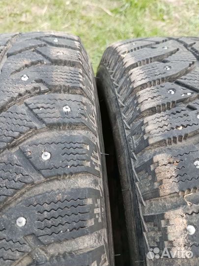 Bridgestone Ice Cruiser 7000 215/65 R16 98T