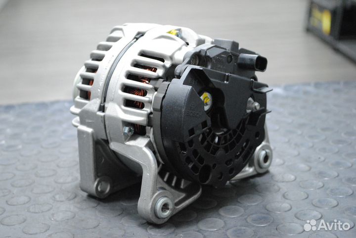 Генератор Opel Astra H, Zafira B 1.6, 1.8 100А