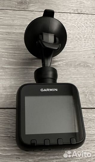 Видеорегистратор Garmin Dash Cam 20