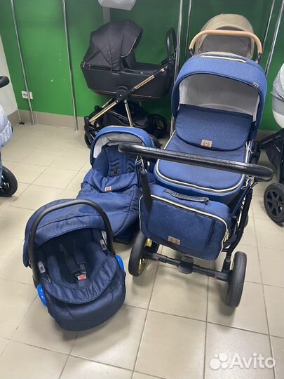 Коляска 3 в 1 Adamex Reggio Special Edition