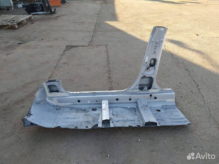 Порог Toyota Camry V40 правый кузовной
