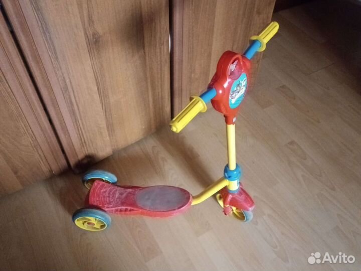 Самокат детский трехколесный