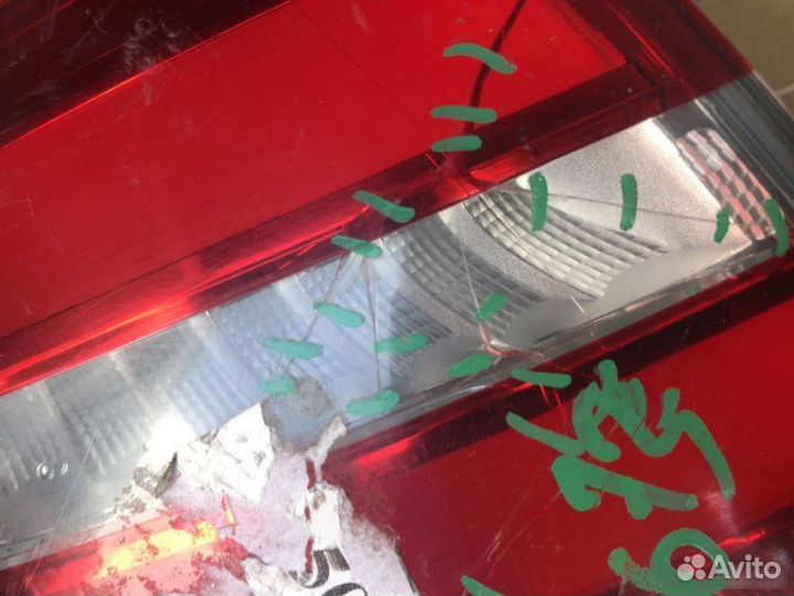 Фонарь наружный задний левый Mercedes-Benz