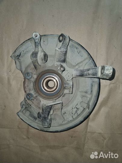 Цапфа задняя правая Mercedes W220/CL215