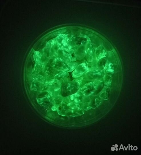 Светящиеся камни для дачи, сада