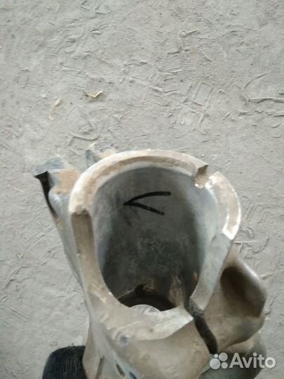 Рычаг поворотного кулака левый Opel Astra J GTC