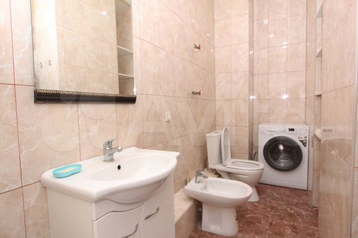 2-к. квартира, 59 м², 10/17 эт.