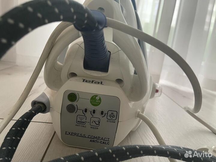Утюг с парогенератором tefal