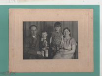 Фотография на паспарту семья Москва май 1941 год
