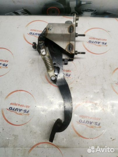 Педаль тормоза Ssangyong Action New 2.0 дизель