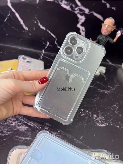 Чехол с кармашком на iPhone