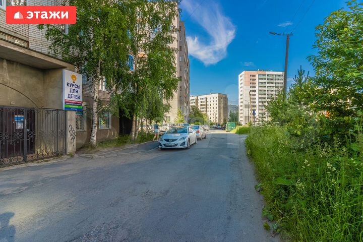 3-к. квартира, 139,1 м², 1/10 эт.