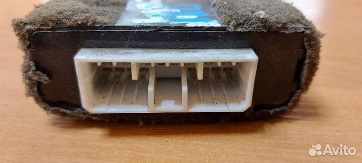 Электронный блок Mitsubishi Sigma 1990-1996