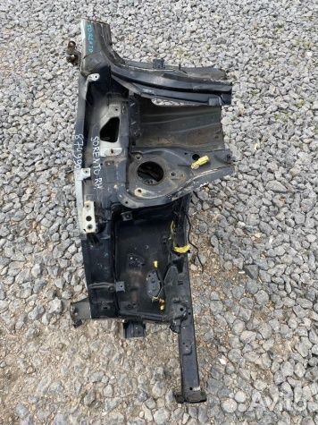 Четверть передняя правая Kia Sorento Prime