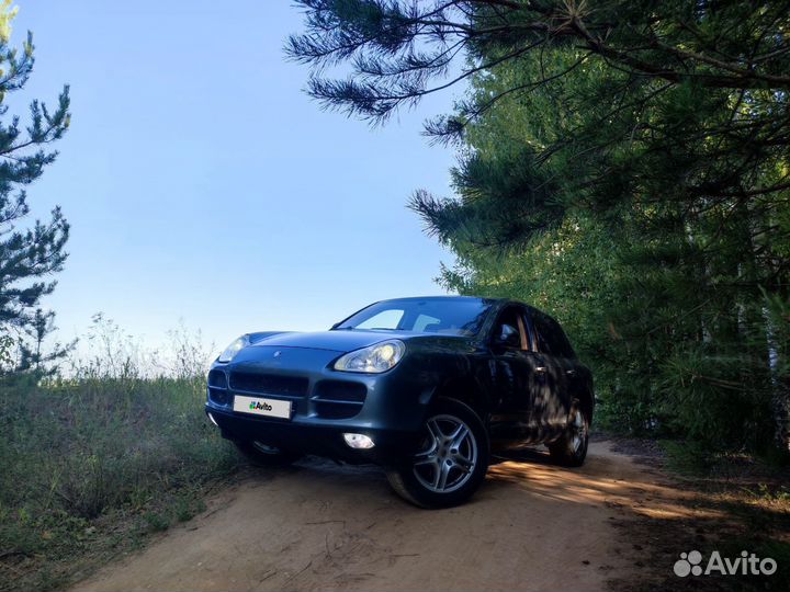 Porsche Cayenne 3.2 AT, 2004, 272 700 км