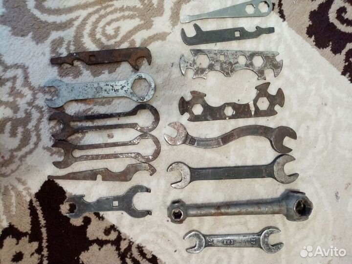 Старинные ключи