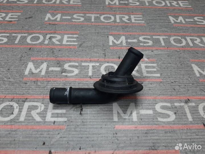 Патрубок отопителя Mercedes-Benz S-Class W220