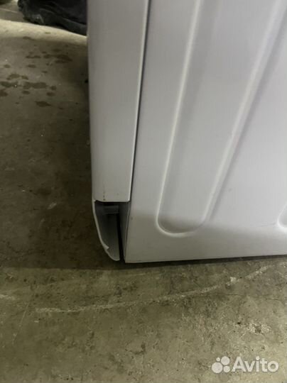 Стиральная машина Hotpoint-Ariston 5.5кг42см