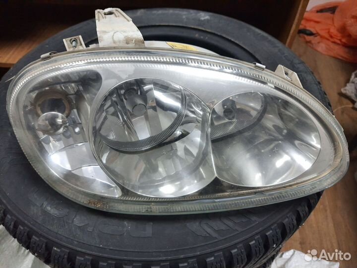 Продаю фары