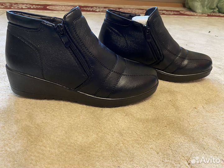 Ботинки женские 37-37,5