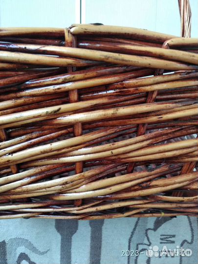 Корзина плетеная