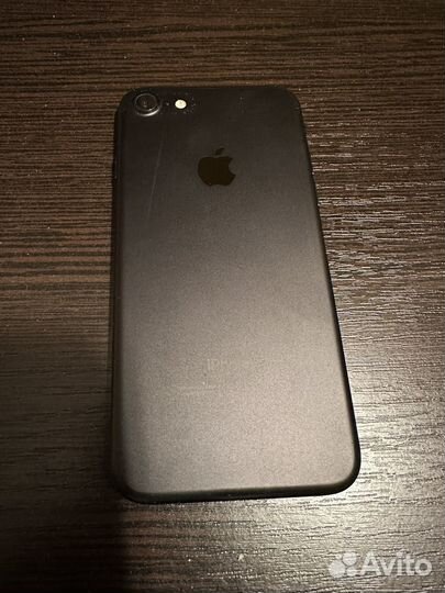 iPhone 7, 32 ГБ