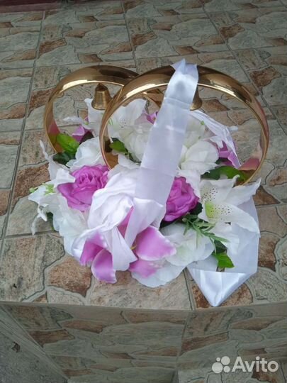 Свадебные украшения на машину