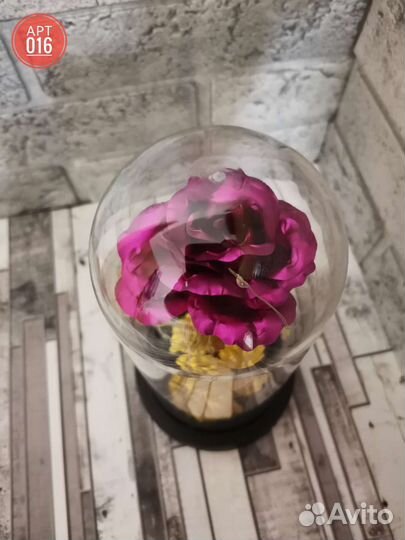 Роза в колбе