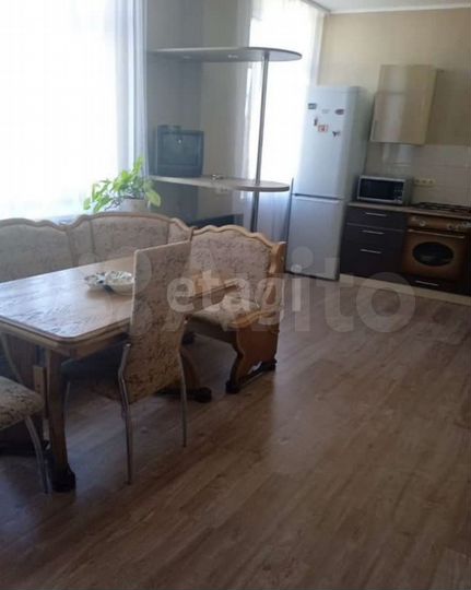 3-к. квартира, 73 м², 3/3 эт.