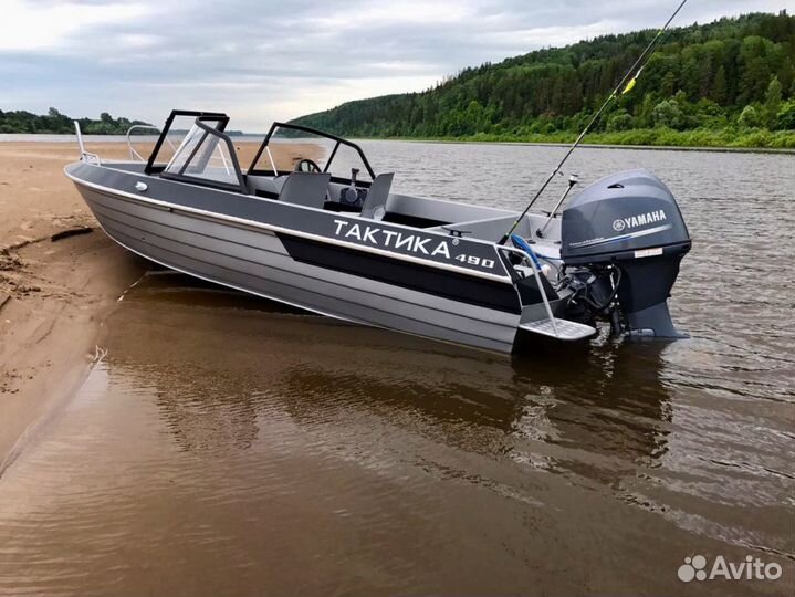 Алюминиевая лодка катер Тактика-490 DC