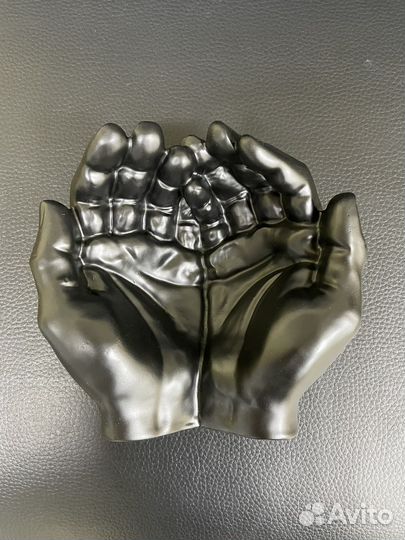 Фигура «руки» из гипса