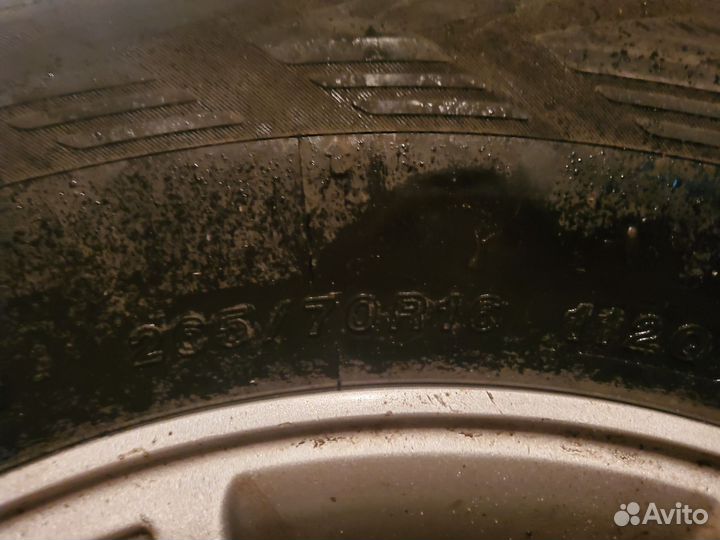 Yokohama Ice Guard G075 265/70 R16