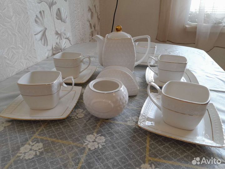 Чайный фарфоровый сервиз новый