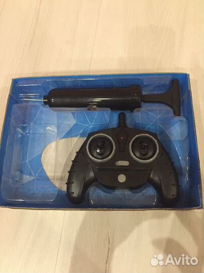 Радиоуправляемый трюковой внедорожник