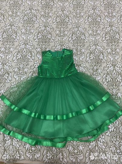 Нарядное платье для девочки