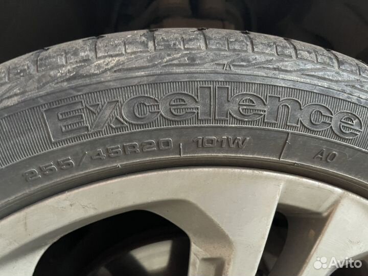 Goodyear Excellence 255/45 R20 101W