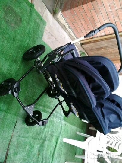 Коляска для двойни и погодок emmaljunga