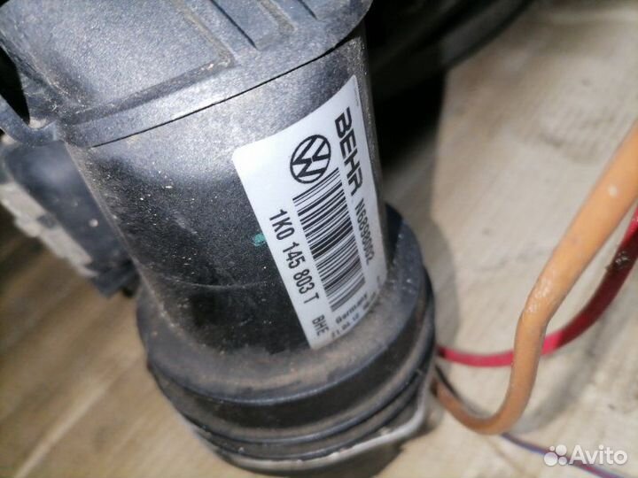 Интеркулер Volkswagen Golf 5 2.0T 2003-2009