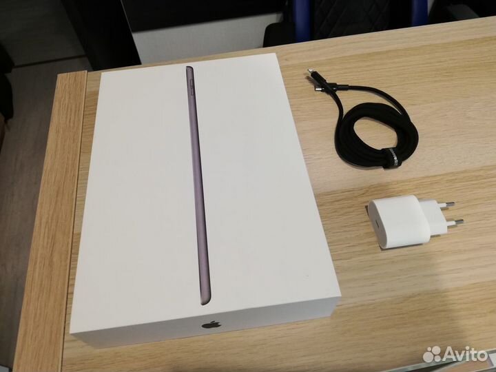 iPad 8 поколения (2020) модель A2270 Wi-Fi 32Gb