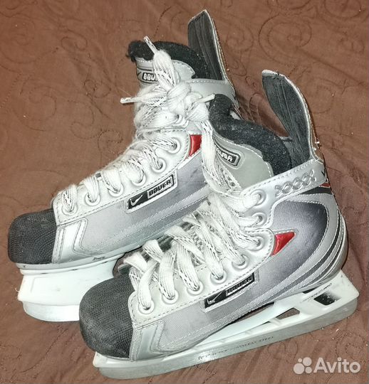 Хоккейные коньки bauer 13,5