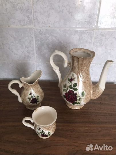 Кувшин, тарелки