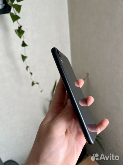 iPhone Xr, 128 ГБ