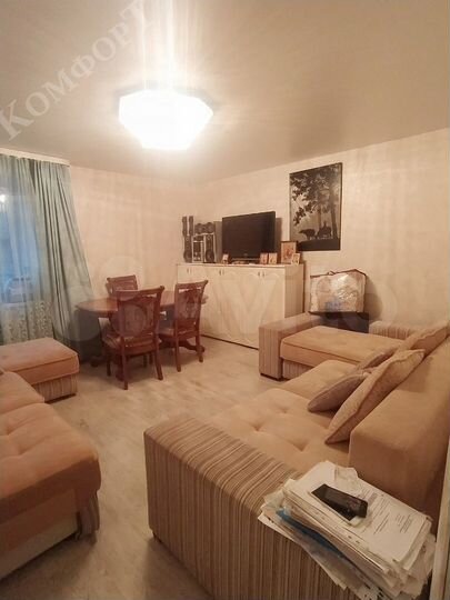 2-к. квартира, 53 м², 1/10 эт.