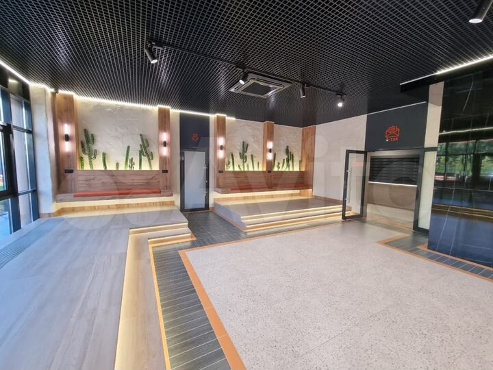 2-к. квартира, 60 м², 4/18 эт.