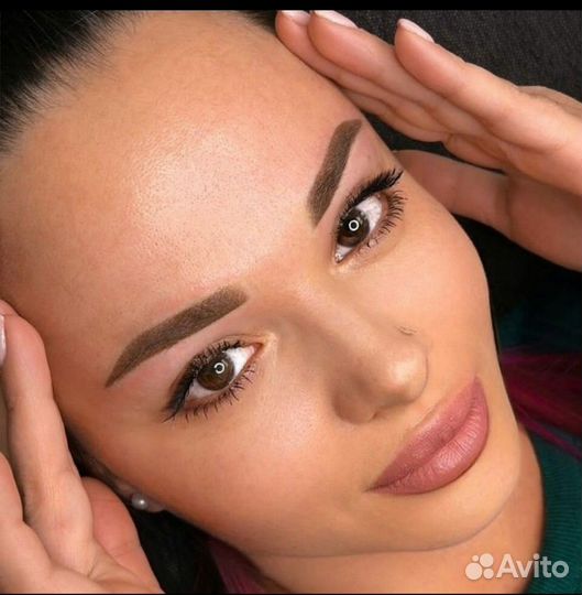 Перманентный макияж бровей губ и век татуаж 14 лет
