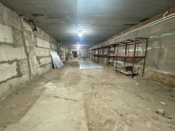 Склад, 300 м²