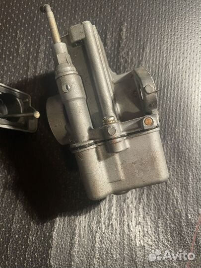 Карбоатора к-65 пекар