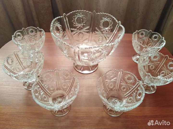 Хрустальный сервиз