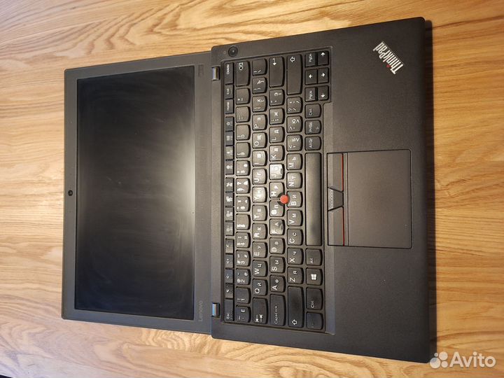 Lenovo Thinkpad x270 i3 16gb ssd500